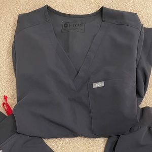 Graphite medium figs top